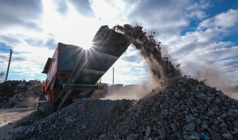 Утилизация строительного мусора: пошаговое руководство для подрядчиков и собственников